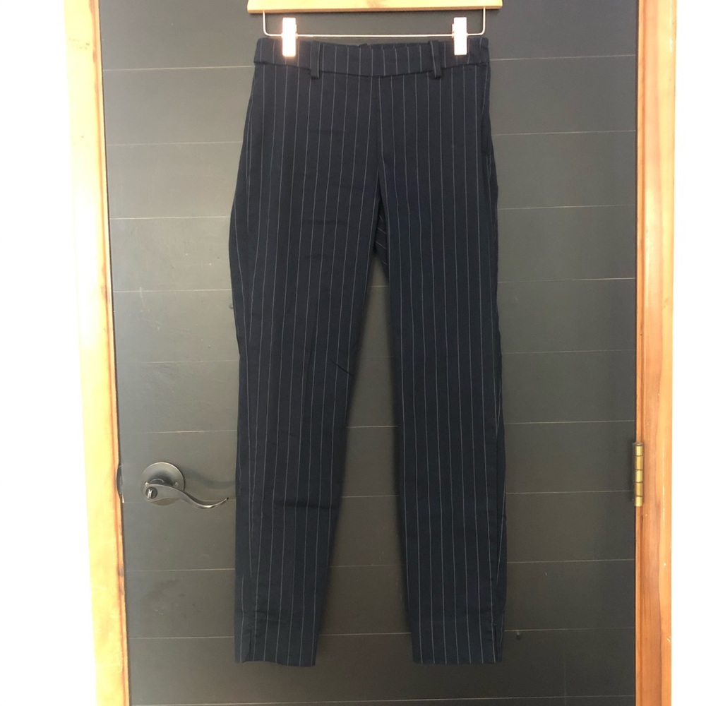 [H&M ] Navy stripe pants.
